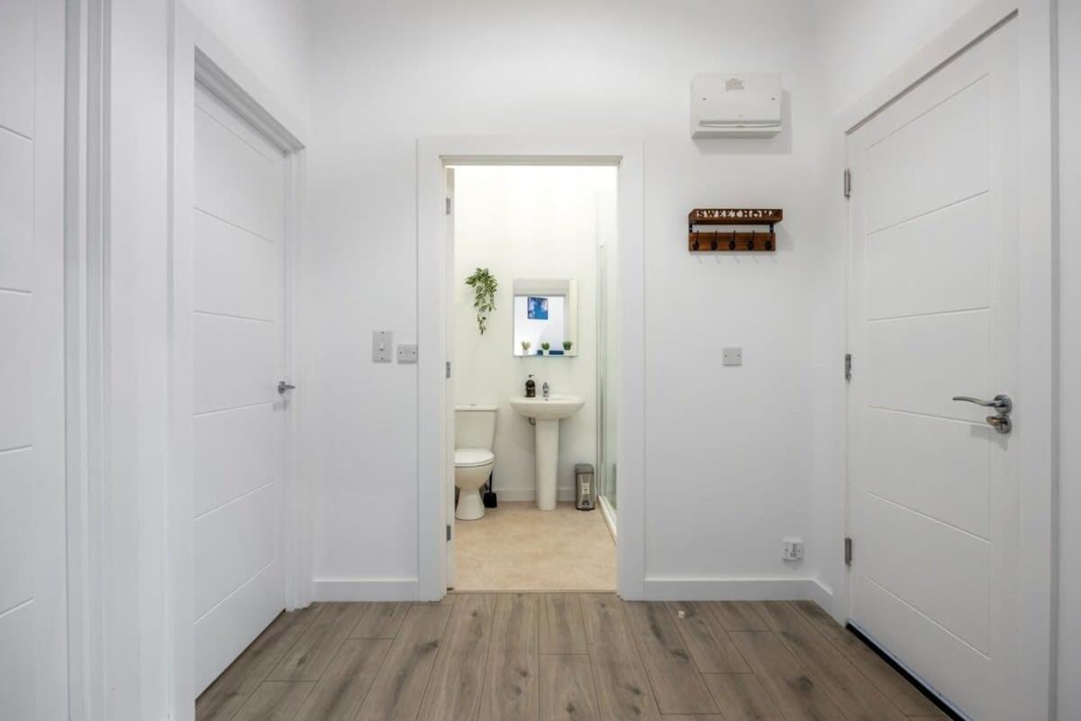 Contemporary 2 Bed Apartment -Belfast East Village 외부 사진